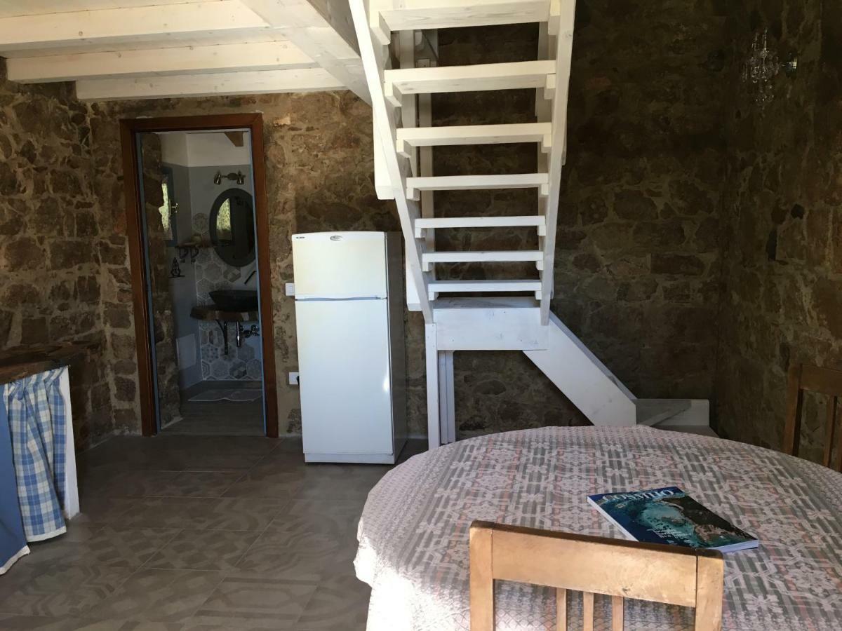Agriturismo La Casa Delle Fate Loiri Porto San Paolo Dış mekan fotoğraf